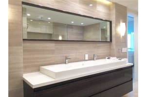 665 NE 25th St # Phii01, Miami, FL 33137, Sold 04/15/16