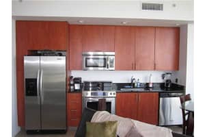 315 NE 3rd Ave, Fort Lauderdale, FL 33301, Sold 02/10/16
