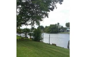 10189 SW 49th Manor, Cooper City, FL 33328, Sold 03/03/16