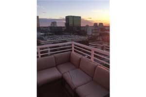 315 NE 3rd Ave, Fort Lauderdale, FL 33301, Sold 03/31/16