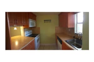 5849 Blueberry Ct, Lauderhill, FL 33313, Sold 01/29/16