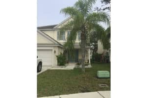 9905 N Grand Duke Cir, Tamarac, FL 33321, Sold 12/05/16