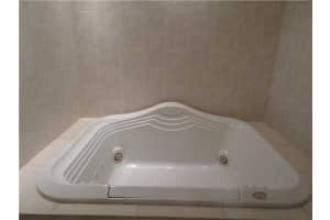 6096 Glendale Dr, Boca Raton, FL 33433, Sold 04/15/16