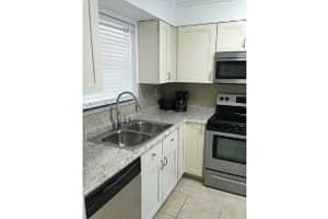 7981 S French Dr, Pembroke Pines, FL 33024, Sold 02/11/16