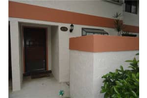 4229 SW 70th Terrace, Davie, FL 33314, Sold 03/11/16