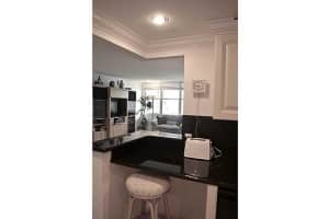 305 N Pompano Beach Blvd, Pompano Beach, FL 33062, Sold 06/16/16