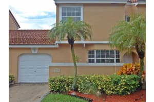 11419 Lakeview Dr, Coral Springs, FL 33071, Sold 02/25/16