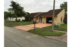 2661 Cypress Ave, Miramar, FL 33025, Sold 03/24/16