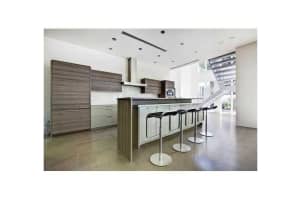 2628 Aurelia Pl, Fort Lauderdale, FL 33301, Sold 04/28/16