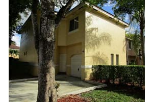 11285 Lakeview Dr, Coral Springs, FL 33071, Sold 07/06/16