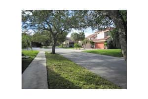 9561 NW 18th Pl, Plantation, FL 33322, Sold 05/19/16
