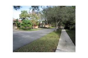 9561 NW 18th Pl, Plantation, FL 33322, Sold 05/19/16