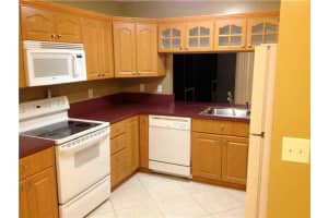 5498 Gate Lake Rd, Tamarac, FL 33319, Sold 04/15/16