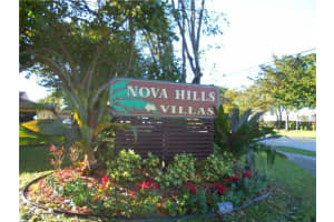 7520 SW 26th Ct, Davie, FL 33314, Sold 04/22/16