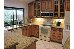 7808 Sunflower Dr, Margate, FL 33063, Sold 03/15/16