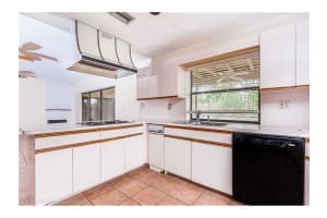 5899 Vista Linda Ln, Boca Raton, FL 33433, Sold 02/24/16