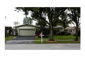 9404 NW 46th St, Sunrise, FL 33351, Sold 03/21/16