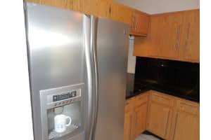 2800 S Oakland Forest Dr, Oakland Park, FL 33309, Sold 04/27/16