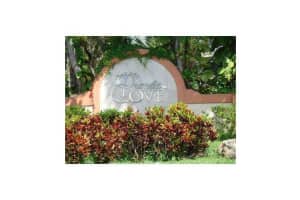 1003 The Pointe Dr, West Palm Beach, FL 33409, Sold 06/20/16