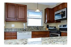 805 W Oakland Park Blvd APT D14, Wilton Manors, FL 33311, Sold 05/31/16