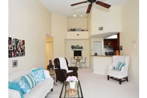7360 NW 4th St, Plantation, FL 33317, Sold 04/14/16