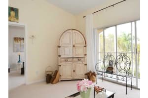 7360 NW 4th St, Plantation, FL 33317, Sold 04/14/16