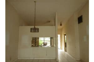 1032 E Lakes Dr, Pompano Beach, FL 33064, Sold 05/06/16