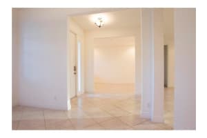 4762 Lakeside Terrace, Davie, FL 33314, Sold 02/29/16