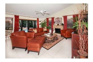 3573 W Tree Tops Ct, Davie, FL 33328, Sold 09/22/16