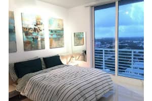 315 NE 3rd Ave, Fort Lauderdale, FL 33301, Sold 03/16/16
