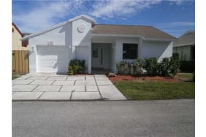 911 SW 108th Ave, Pembroke Pines, FL 33025, Sold 04/07/16