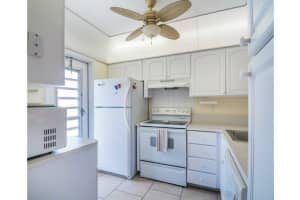 1481 S Ocean Blvd #302e, Pompano Beach, FL 33062, Sold 05/18/16