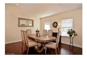 878 NW 107th Ln, Coral Springs, FL 33071, Sold 04/15/16