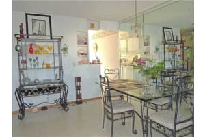 3212 NE 8th Ct, Pompano Beach, FL 33062, Sold 08/02/16