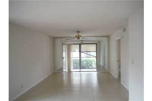 225 SE 10th St #1d, Deerfield Beach, FL 33441, Sold 06/17/16