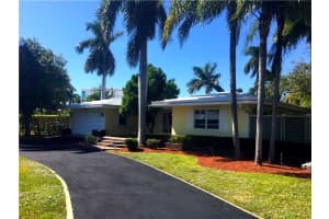 2011 NE 31st Ave, Fort Lauderdale, FL 33305, Sold 06/03/16