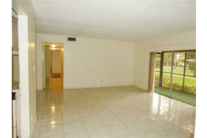 3083 N Oakland Forest Dr, Oakland Park, FL 33309, Sold 04/20/16