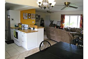 9506 NW 67th St, Tamarac, FL 33321, Sold 04/27/16