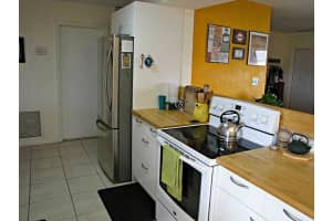 9506 NW 67th St, Tamarac, FL 33321, Sold 04/27/16