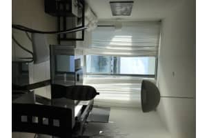 7928 East Dr, North Bay Village, FL 33141, Sold 12/05/16