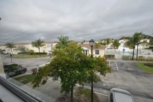 919 SW 15th St, Deerfield Beach, FL 33441, Sold 05/11/16