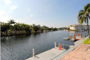 401 Golden Isles Dr, Hallandale Beach, FL 33009, Sold 05/12/16