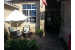 5074 Countrybrook Dr, Cooper City, FL 33330, Sold 06/30/16