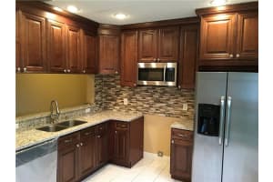 10931 Sea Hibiscus Ln, Tamarac, FL 33321, Sold 03/15/16