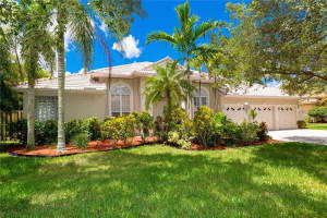 6443 Champlain Terrace, Davie, FL 33331, Sold 05/06/16