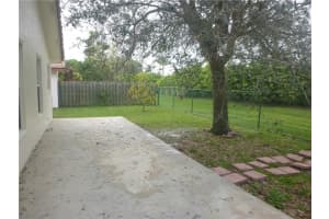 20401 SW 1st St, Pembroke Pines, FL 33029, Sold 10/19/16