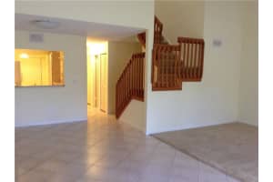 468 SE 14th St, Dania Beach, FL 33004, Sold 06/01/16