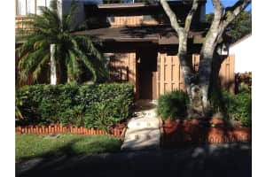 4281 S Pine Island Rd, Davie, FL 33328, Sold 04/18/16