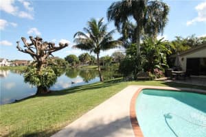 4060 SW 83rd Way, Davie, FL 33328, Sold 05/27/16