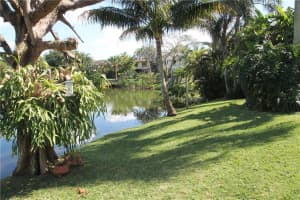 4060 SW 83rd Way, Davie, FL 33328, Sold 05/27/16